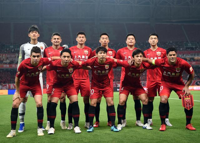 上海上港客场战绩欠佳,争夺冠军压力加大 上海上港客场战绩欠佳,争夺冠军压力加大