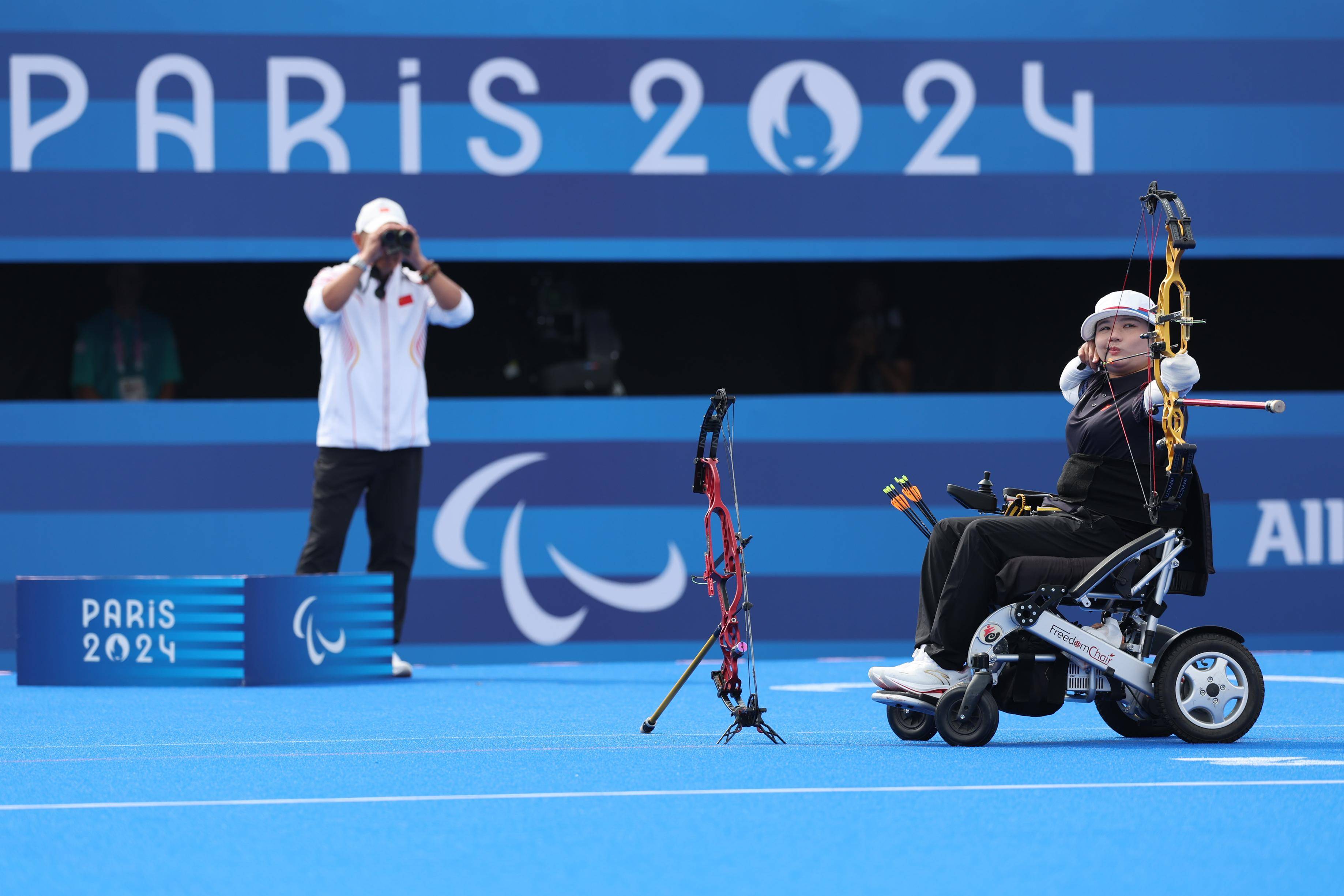 荷兰射击选手在射箭项目中展现实力 荷兰射击选手在射箭项目中展现实力