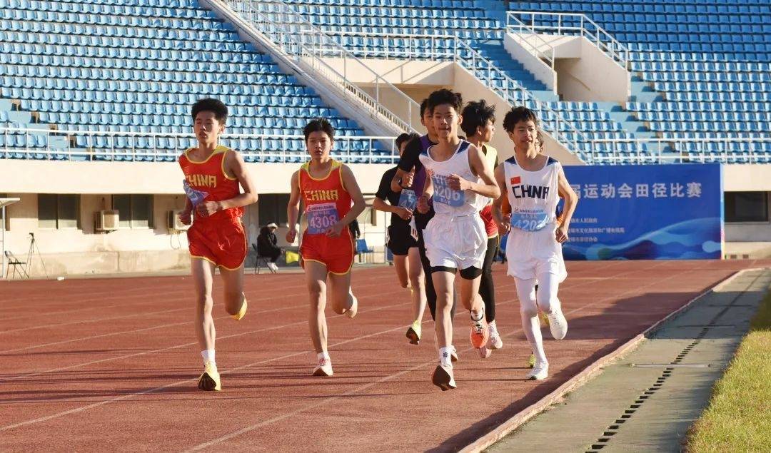 夺冠热门队在比赛中展现统治力 夺冠热门队在比赛中展现统治力