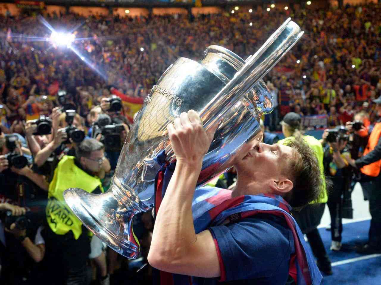 热血对战,足球传奇再现辉煌 热血对战,足球传奇再现辉煌