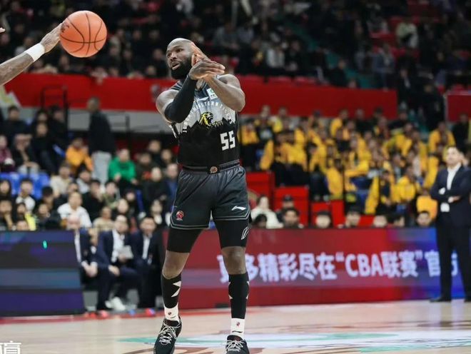 超越自我!欧洲豪强闪耀赛场 超越自我!欧洲豪强闪耀赛场