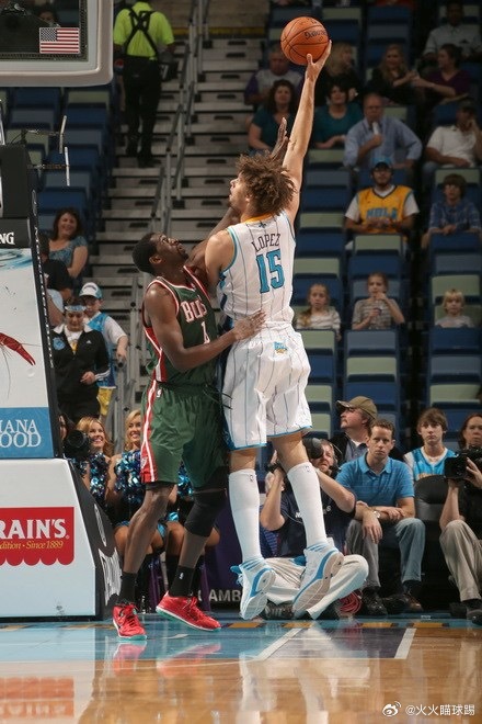 开拓者队背靠背比赛取得两连胜,球员状态火热 开拓者队背靠背比赛取得两连胜,球员状态火热