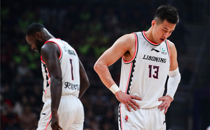 爱体育官网-马赛队主场失利，遭遇两连败