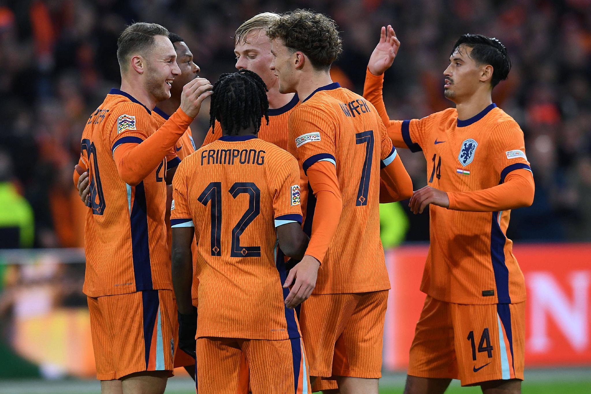 荷兰队逆转挫败保加利亚,朝着晋级大计前进 荷兰队逆转挫败保加利亚,朝着晋级大计前进