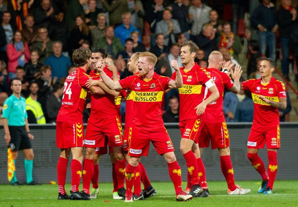 荷兰队逆转挫败保加利亚,朝着晋级大计前进 荷兰队逆转挫败保加利亚,朝着晋级大计前进