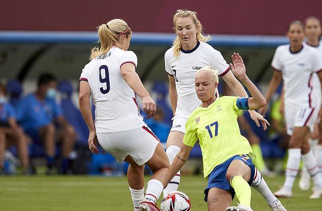 瑞典女足激战90分钟,险胜晋级女足世界杯决赛 瑞典女足激战90分钟,险胜晋级女足世界杯决赛