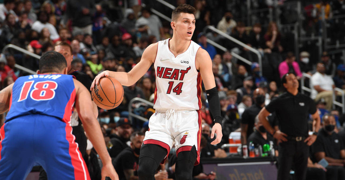 抹力希尔客场逆转,庆典胜利 抹力希尔客场逆转,庆典胜利