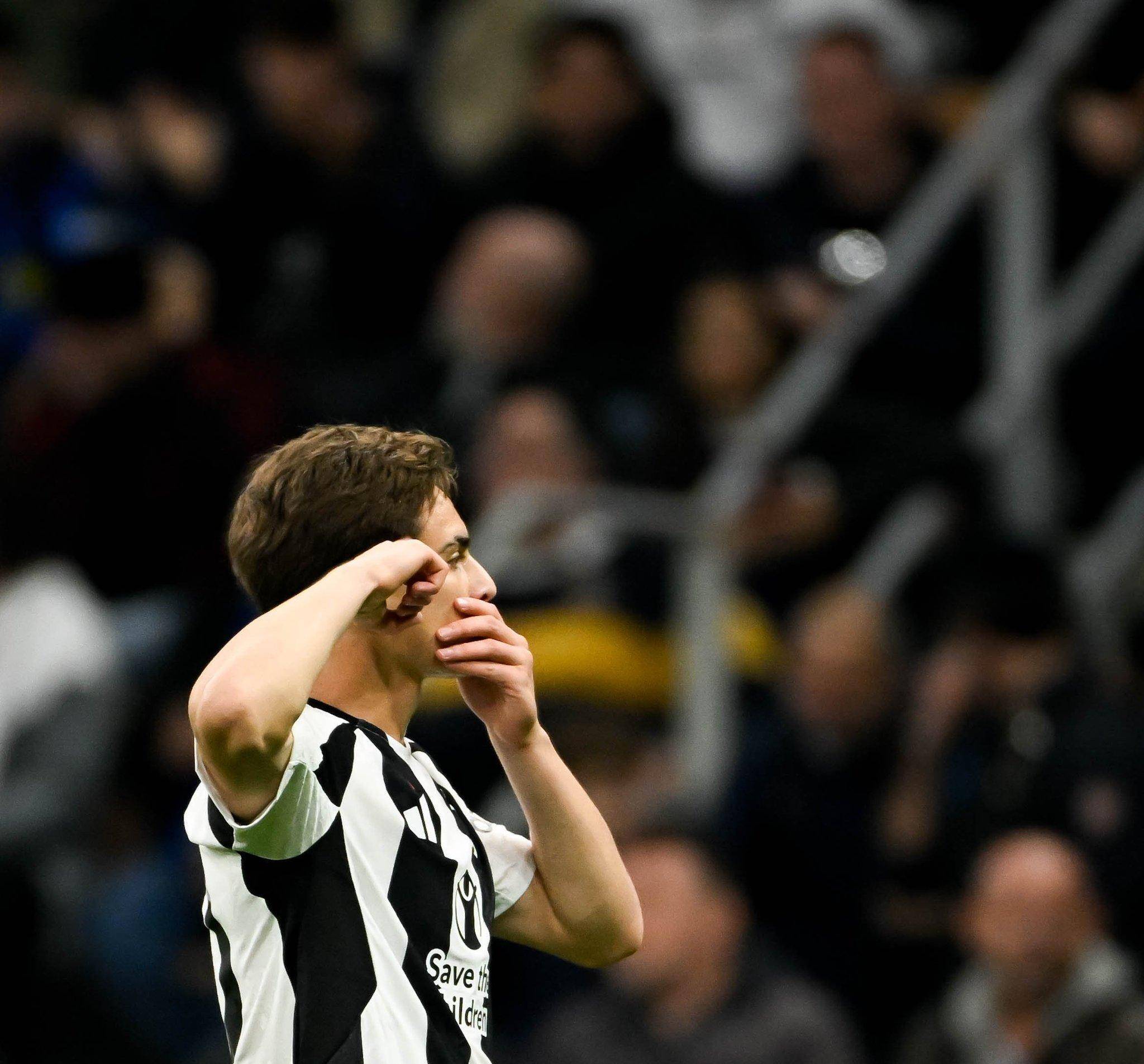 利物浦防线毫不留情,确保胜利 利物浦防线毫不留情,确保胜利