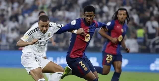 爱体育官网-皇家马德里士气低迷，遭遇连败