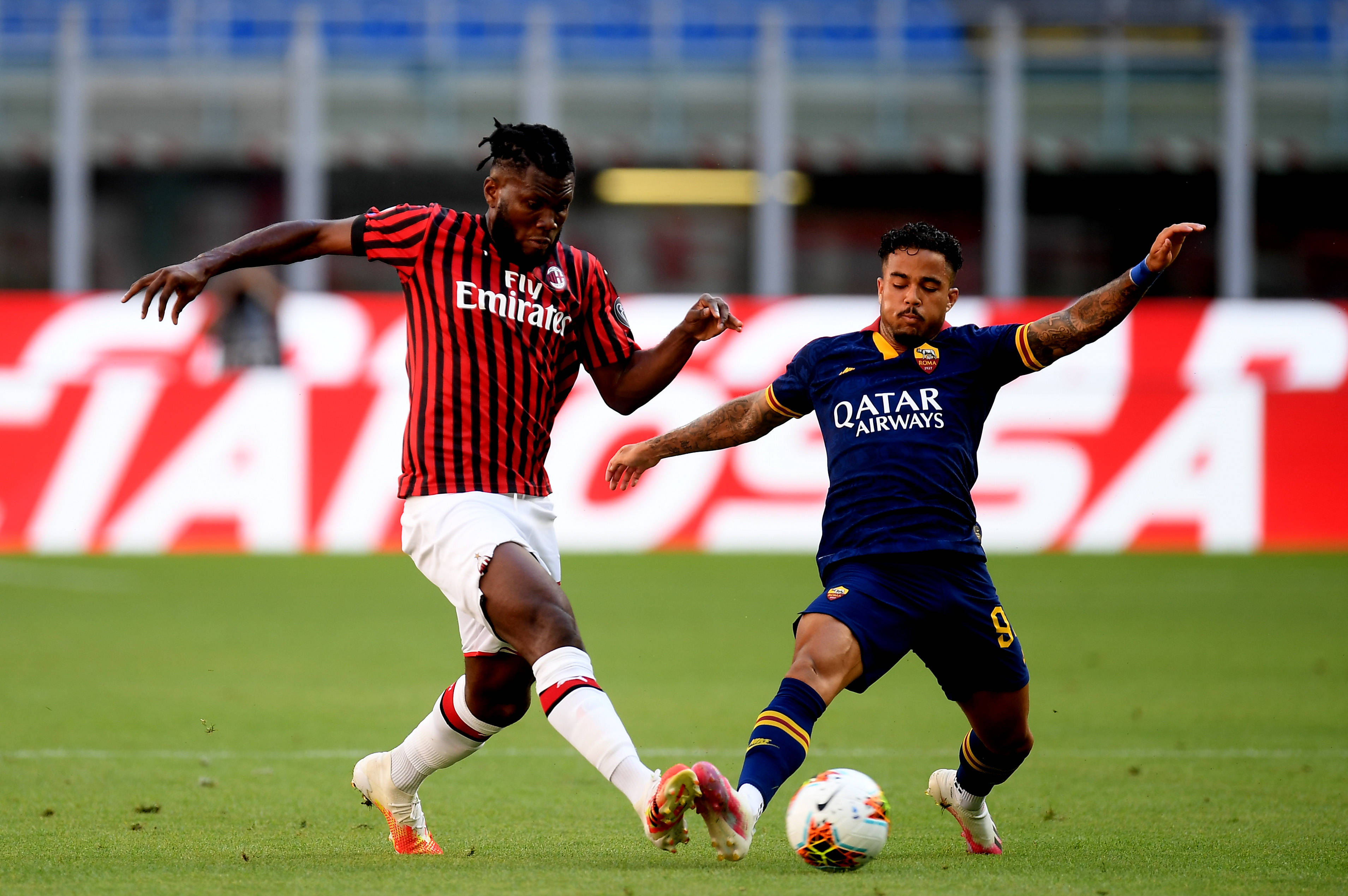 尔韦克队击败强敌,法国足球联赛势如破竹 尔韦克队击败强敌,法国足球联赛势如破竹