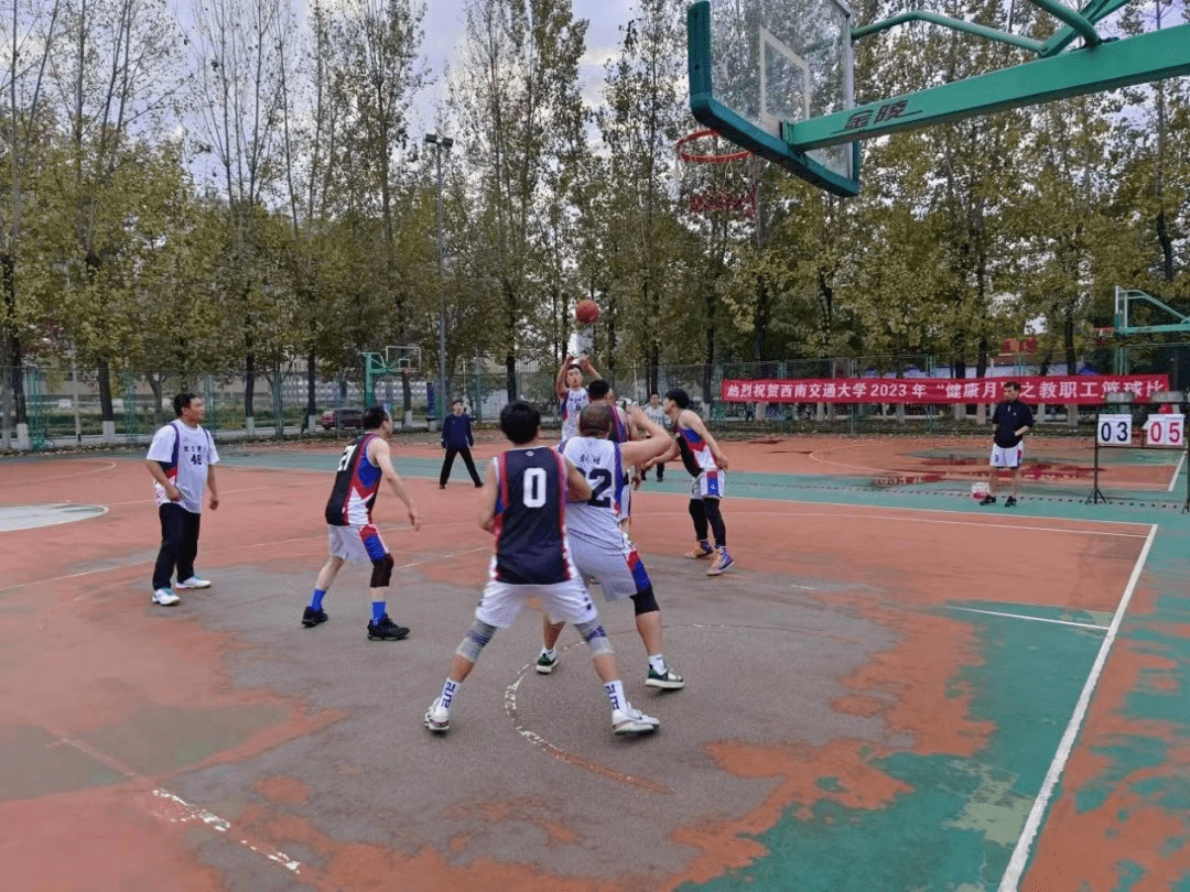 激情碰撞!全新赛季第一场大战 激情碰撞!全新赛季第一场大战