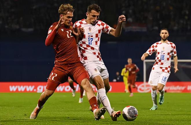 英格兰大胜克罗地亚,跻身欧预赛半决赛 英格兰大胜克罗地亚,跻身欧预赛半决赛