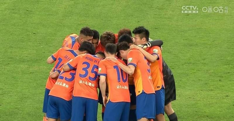 申花客场不敌上港,遭遇失利 申花客场不敌上港,遭遇失利