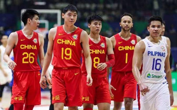 北京男篮全队表现亮眼，压倒性胜利