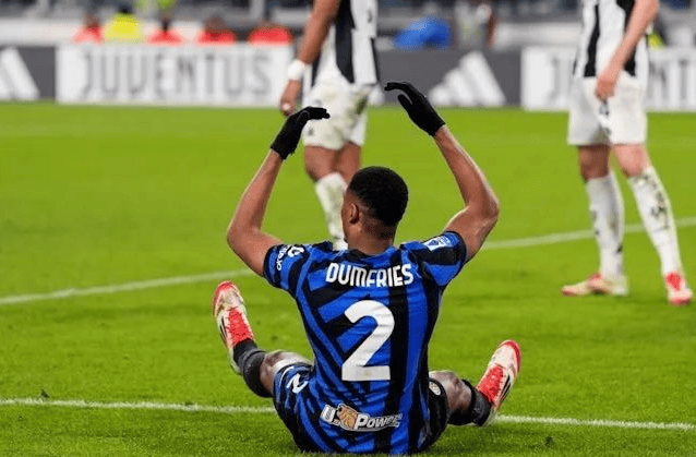 战术频繁调整,球员智慧一触即发! 战术频繁调整,球员智慧一触即发!