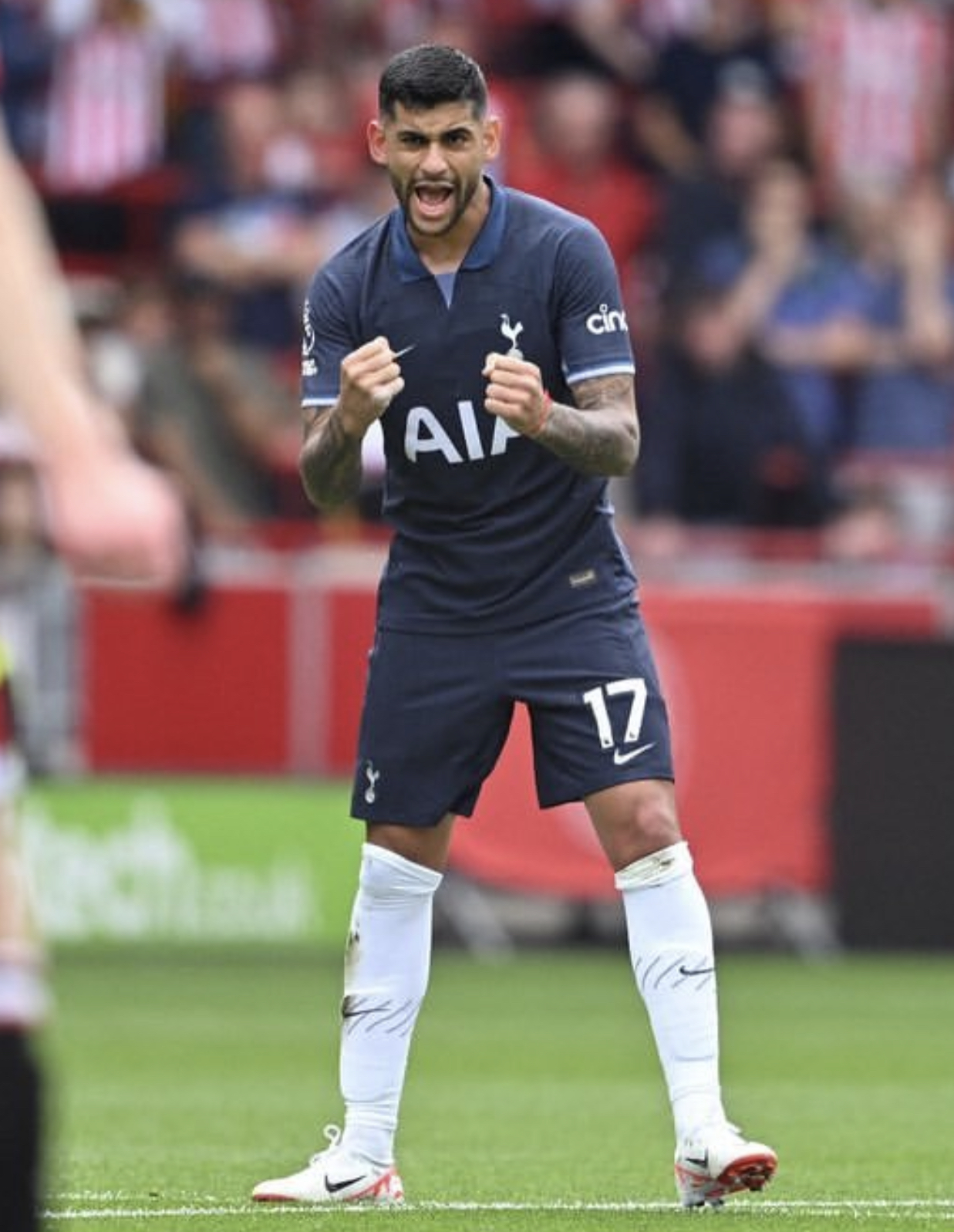 荷兰队惊险晋级,梅罗表现出色 荷兰队惊险晋级,梅罗表现出色