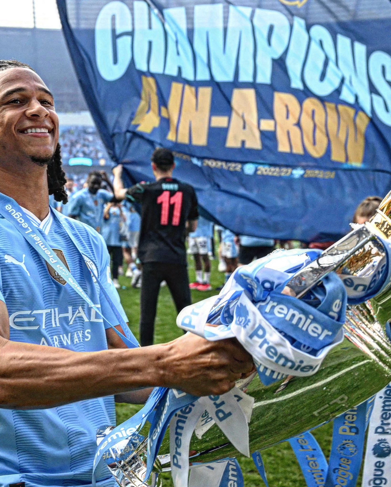 曼城中场获赞誉,被誉为英超核心 曼城中场获赞誉,被誉为英超核心