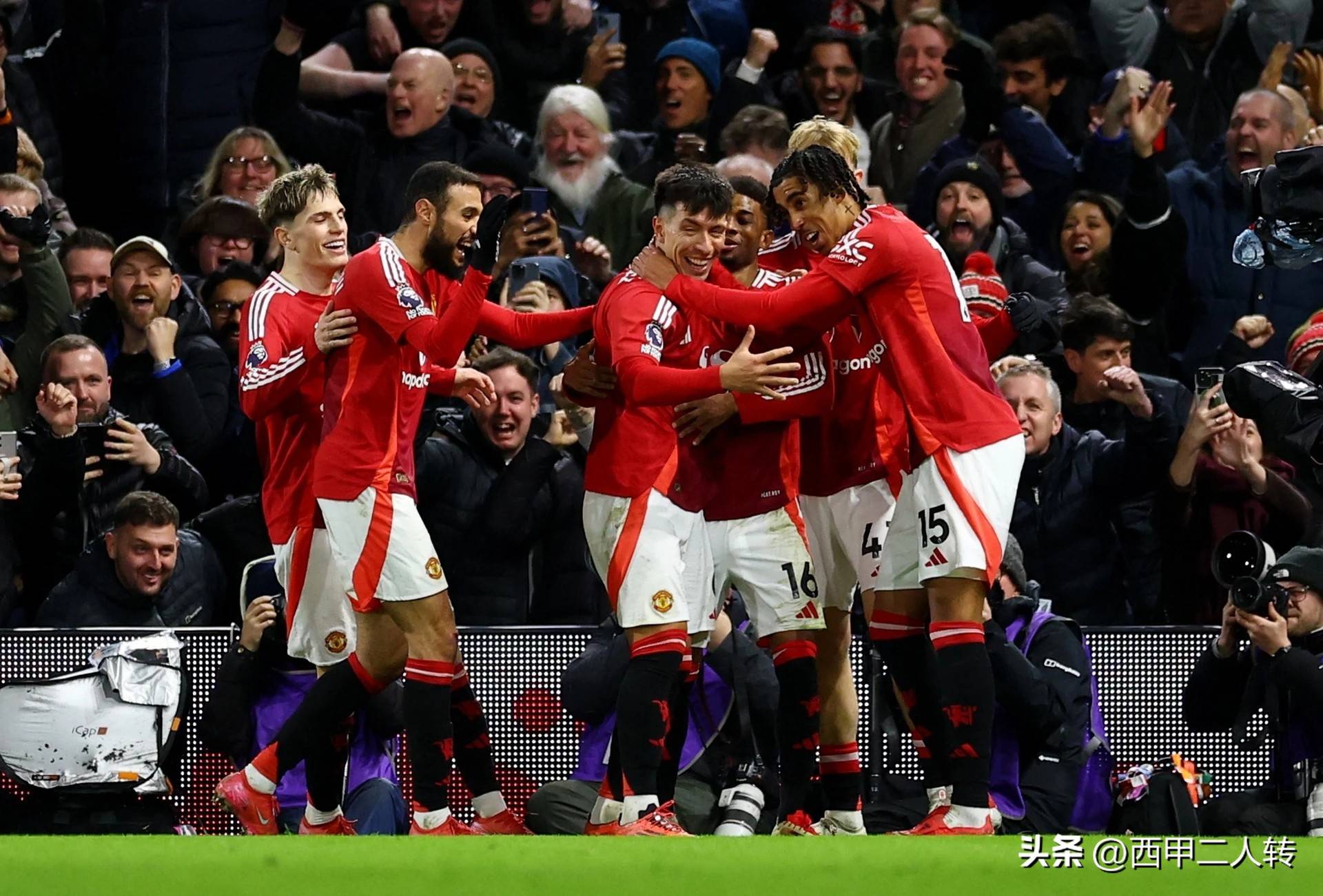 曼联客场不败,排名略有上升 曼联客场不败,排名略有上升