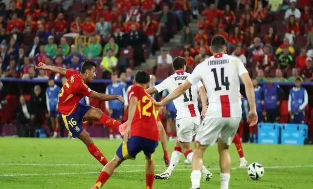 斯洛伐克惨败西班牙,欧洲杯前景渺茫 斯洛伐克惨败西班牙,欧洲杯前景渺茫