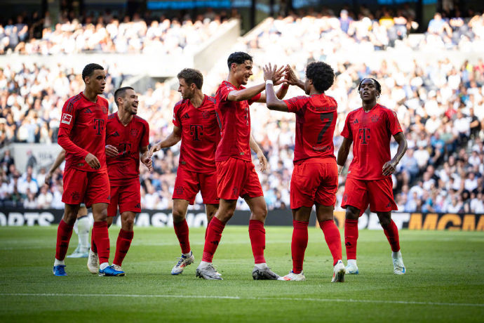 拜仁慕尼黑球队整体表现出色 拜仁慕尼黑球队整体表现出色