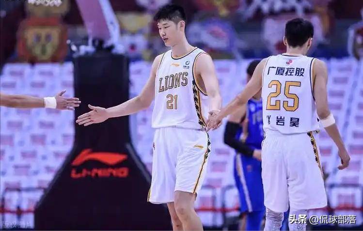 辽宁队攻守兼备,坚守主场守住三分 辽宁队攻守兼备,坚守主场守住三分