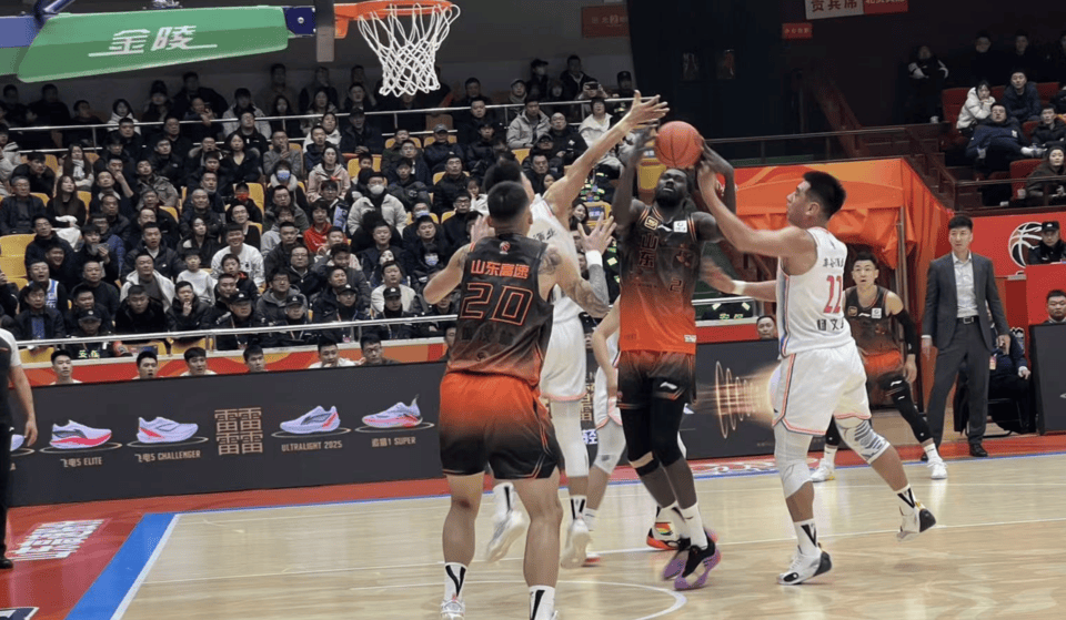 阿尔勒岑体育取得客场胜利,迎来开门红 阿尔勒岑体育取得客场胜利,迎来开门红