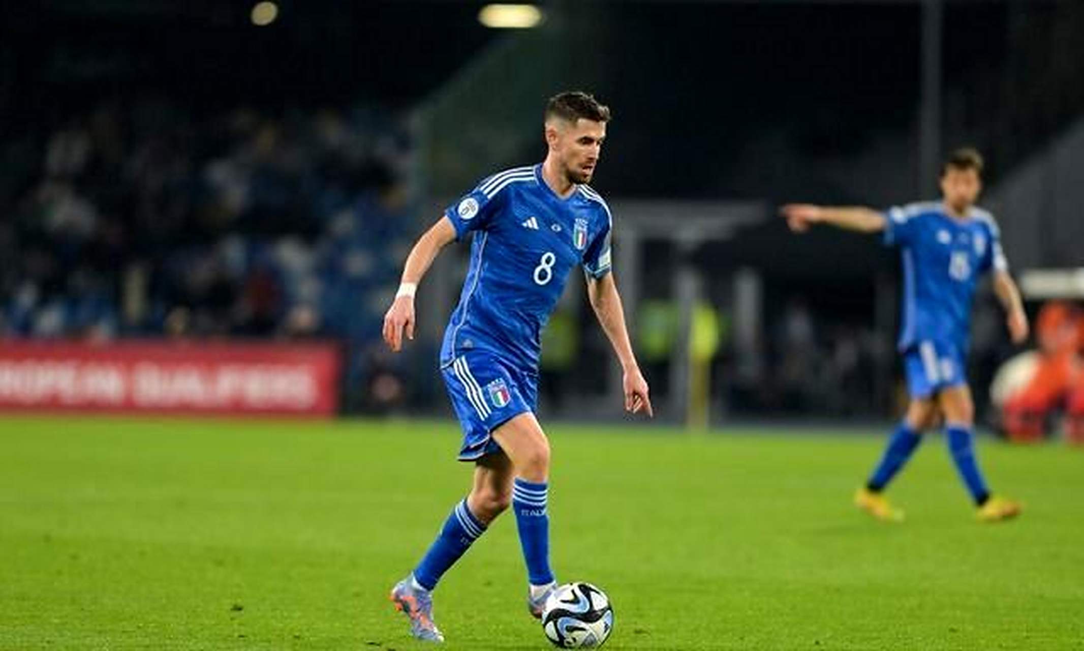 意大利显露实力,赢得欧预赛前景一片光明 意大利显露实力,赢得欧预赛前景一片光明