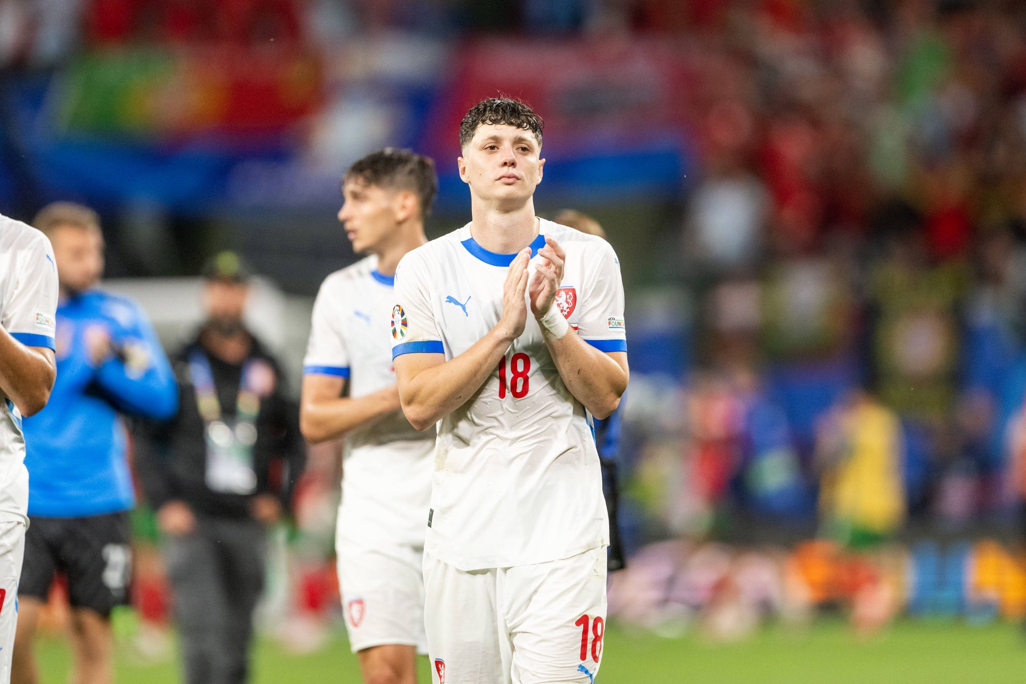 捷克队遭遇惨败,欧洲杯名次无望 捷克队遭遇惨败,欧洲杯名次无望