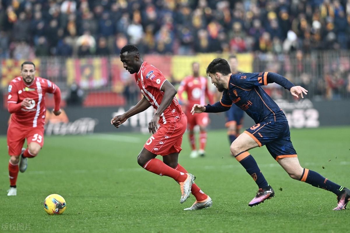 乌迪内斯连败,降级压力不容忽视 乌迪内斯连败,降级压力不容忽视