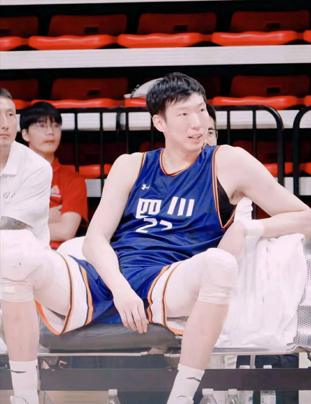 运动员表现出色,成为比赛热点话题 运动员表现出色,成为比赛热点话题