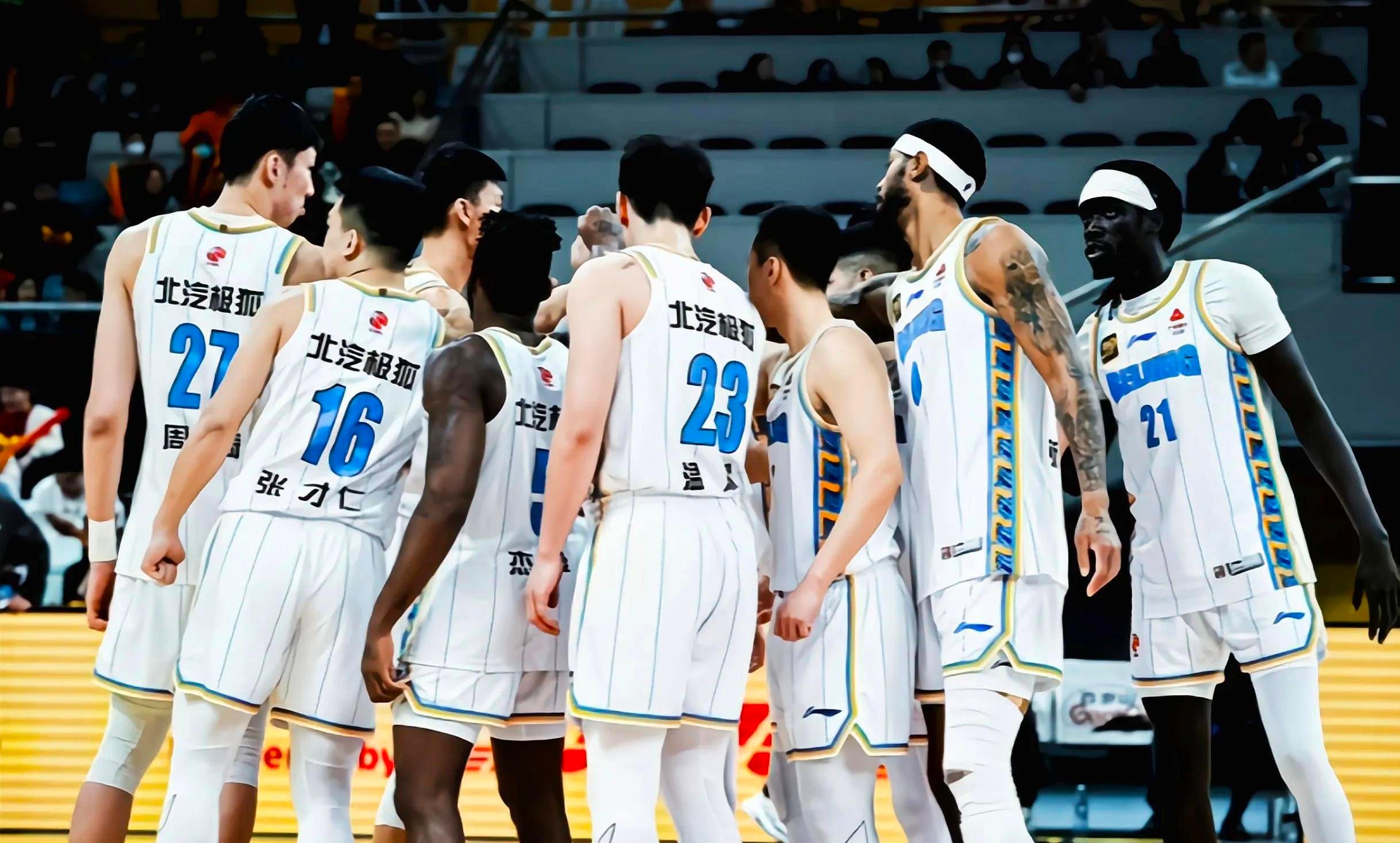 CBA联赛上演激动人心的对决,胜者将逐鹿群雄 CBA联赛上演激动人心的对决,胜者将逐鹿群雄