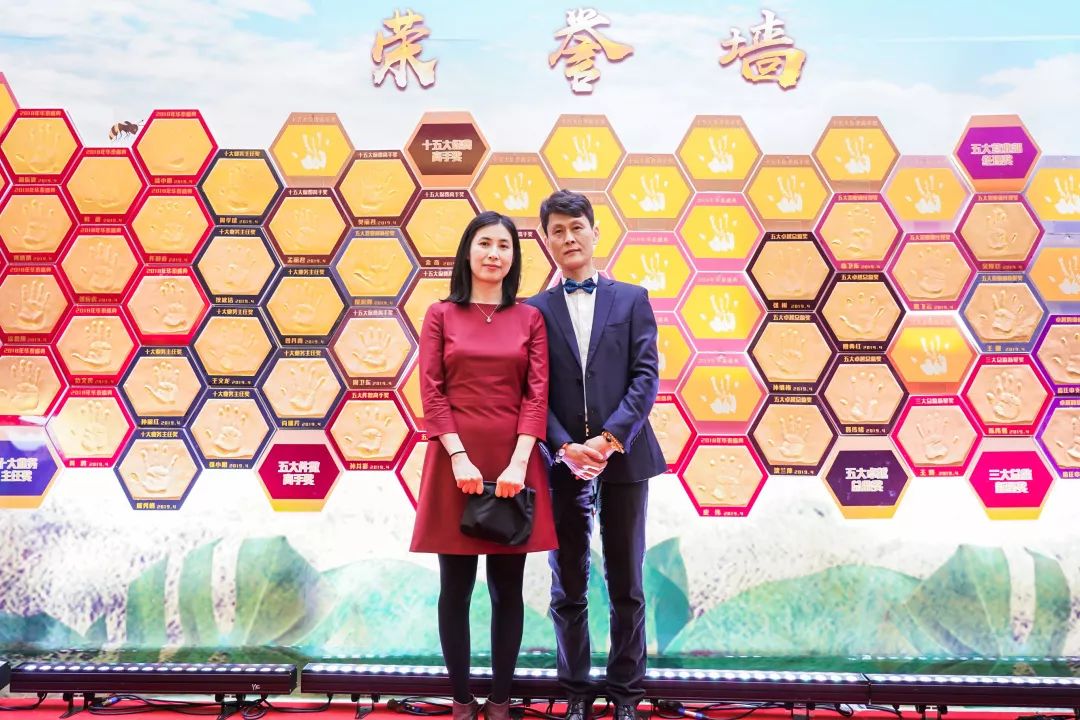 职业篮球赛季拉开帷幕,嘉宾云集 职业篮球赛季拉开帷幕,嘉宾云集