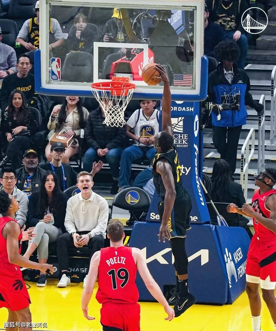 勇士队主力球员三双表现惊艳 勇士队主力球员三双表现惊艳