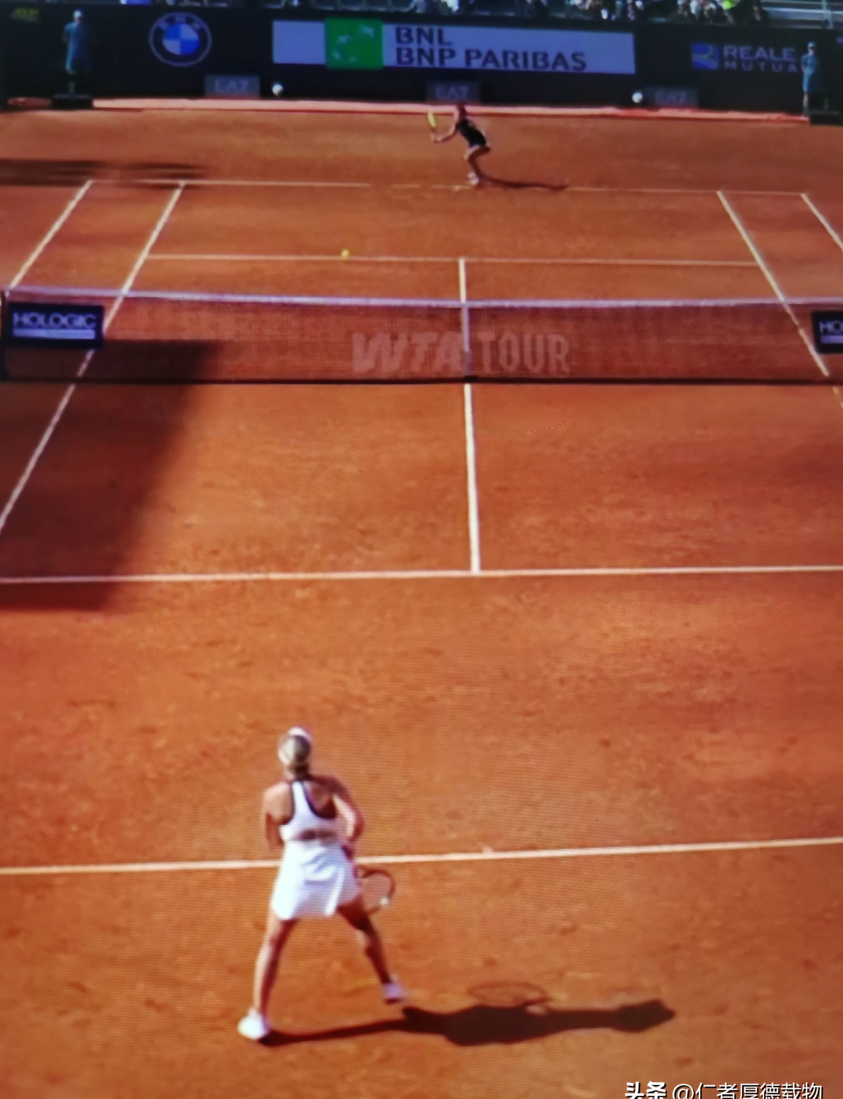 爱体育-罗马尼亚选手勇夺银牌，表现卓越