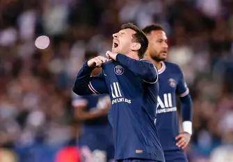 巴黎圣日耳曼挑战对手,期待胜利 巴黎圣日耳曼挑战对手,期待胜利