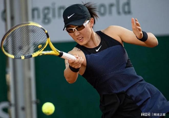 荷兰选手抢得冠军头衔,实力无人能敌 荷兰选手抢得冠军头衔,实力无人能敌