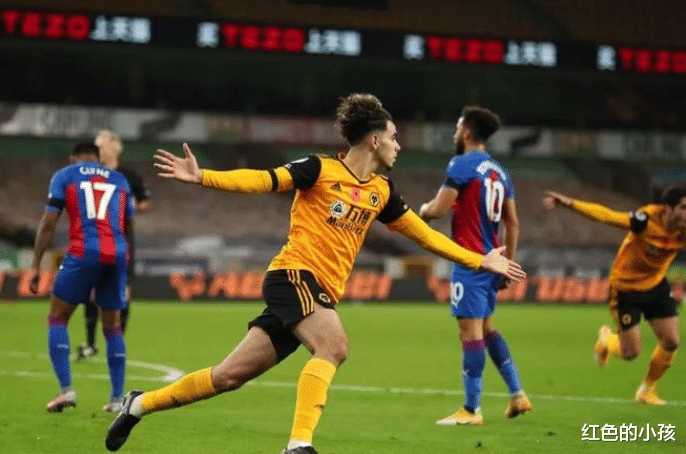 西汉姆联遭遇两连败,实力逐渐暴露 西汉姆联遭遇两连败,实力逐渐暴露